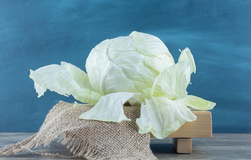 Cand se baga varza la butoi – traditii, superstitii si secrete pentru o varza buna si crocanta